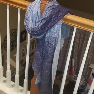 NWT Calvin Klein scarf